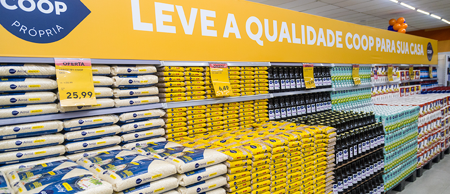 Imagem destaque: Coop traça meta para elevar participação da marca própria no faturamento