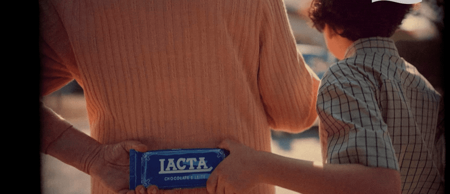 Imagem destaque: Lacta celebra 110 anos de fabricação de chocolate com nova campanha