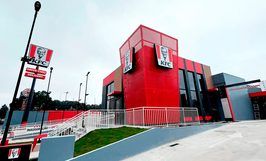 Imagem: KFC inaugura 1º drive-thru no Brasil e atinge a marca de 200 lojas