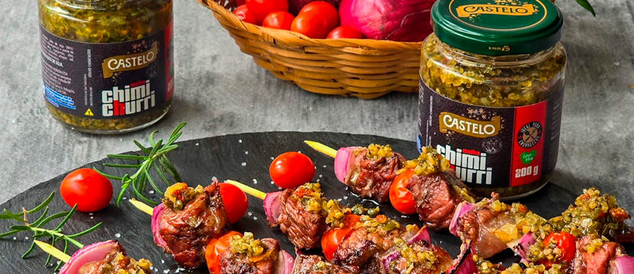 Imagem destaque: Castelo Alimentos lança molho de chimichurri para churrasco