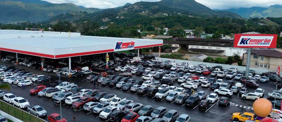Imagem destaque: Grupo Koch aumenta presença em SC com inauguração de 82ª loja