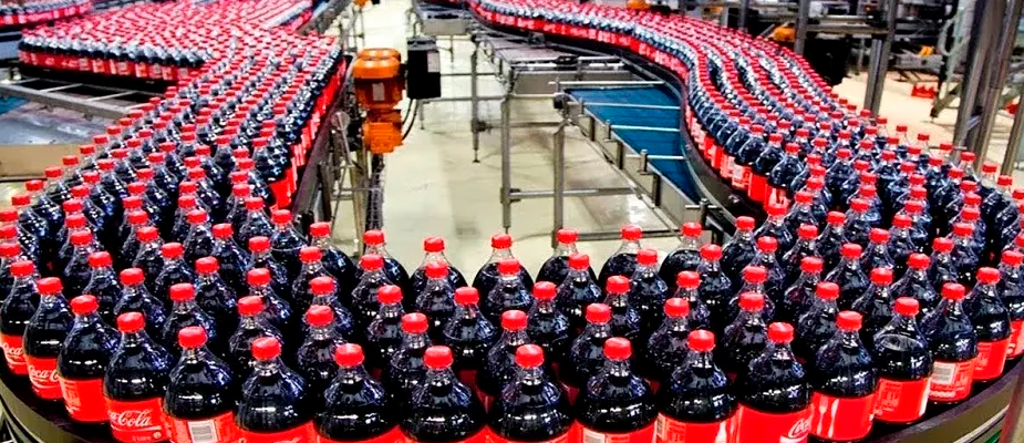 Imagem destaque: Mapa suspende produção e envase de fábrica da Coca-Cola no Ceará