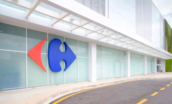 Imagem: Carrefour adota frota elétrica em São Paulo para reduzir emissões