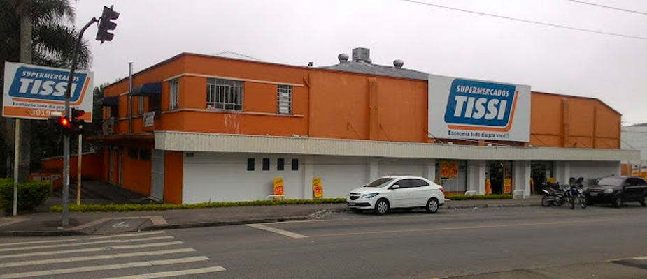Imagem destaque: Supermercado Tissi encerra atividades no bairro Pilarzinho, em Curitiba (PR)