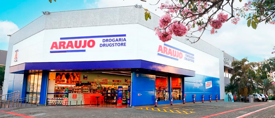 Imagem destaque: Drogaria Araujo estreia no Triângulo Mineiro