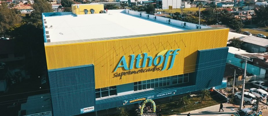 Imagem destaque: Althoff Supermercados fecha loja no litoral de Santa Catarina