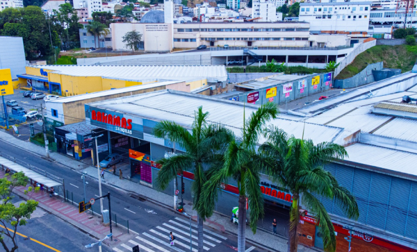 Imagem: Grupo Bahamas atualiza supermercado em Juiz de Fora (MG)