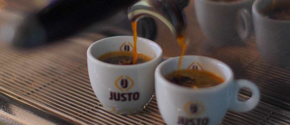 Imagem destaque: Justo Café expande franquias no RJ com foco em conceito gourmet