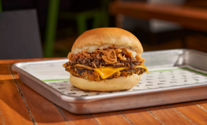Imagem: Cabana Burger comemora 'dia do vegetarianismo' com novas opções de lanches