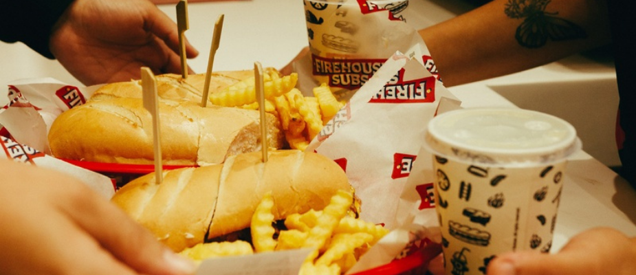 Imagem destaque: Firehouse Subs investe no delivery para ampliar capilaridade