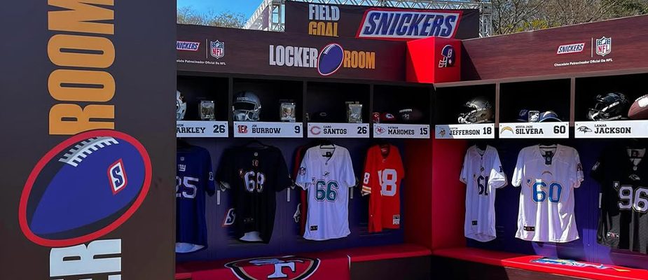 Imagem destaque: Snickers realiza ação no Parque Villa-Lobos (SP) para promover NFL no Brasil
