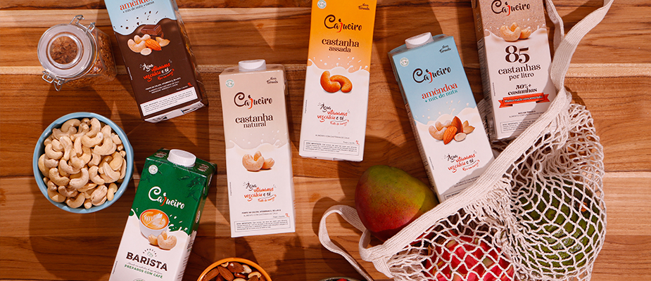 Imagem destaque: Novas fórmulas: Cajueiro adiciona mix de vitaminas e cálcio vegano a quatro produtos