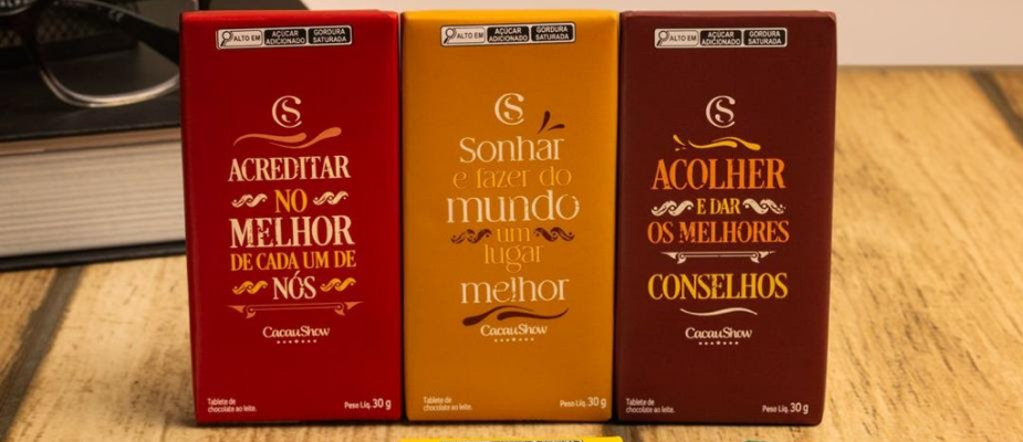 Imagem destaque: Cacau Show apresenta tabletes com mensagens para celebrar o Dia dos Professores