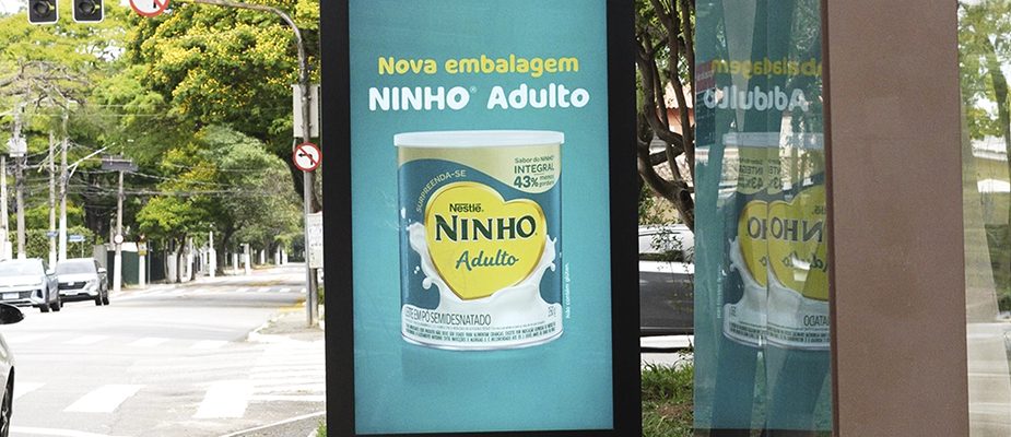 Imagem destaque: Nestlé torna embalagens acessíveis para pessoas com deficiência visual