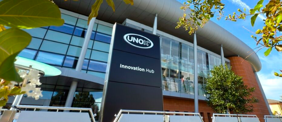 Imagem destaque: Unox inaugura hub industrial sustentável com capacitação de profissionais na Itália