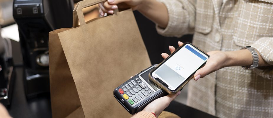 Imagem destaque: Varejo registra menor movimento de clientes, mas faturamento sobe em outubro