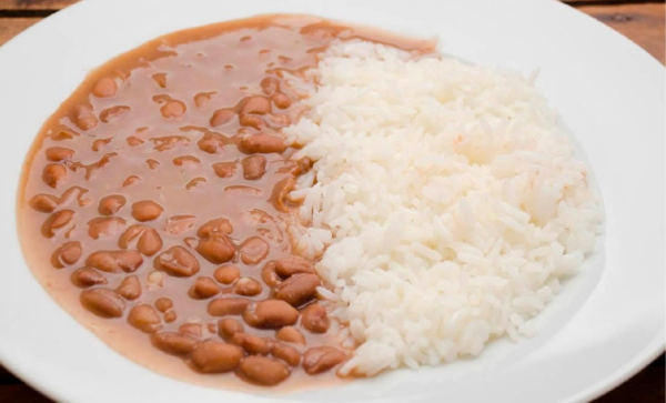 Imagem: Arroz e feijão ainda são destaques na alimentação do brasileiro