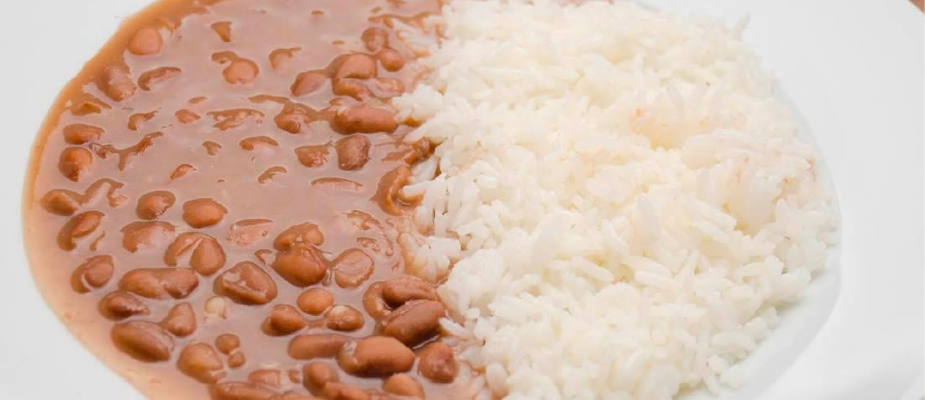 Imagem destaque: Arroz e feijão ainda são destaques na alimentação do brasileiro