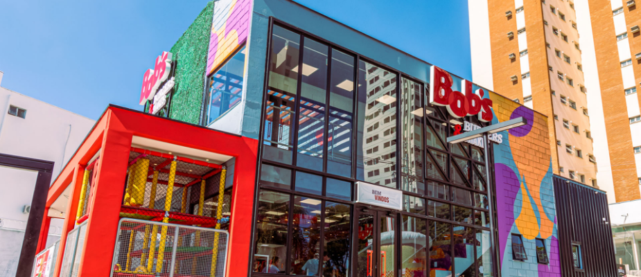 Imagem destaque: Bob’s comemora 50 anos do Big Bob com lançamentos inspirados no clássico