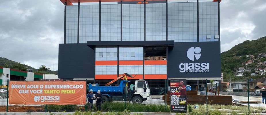 Imagem destaque: Giassi Supermercados inaugura sua maior loja em Florianópolis (SC)