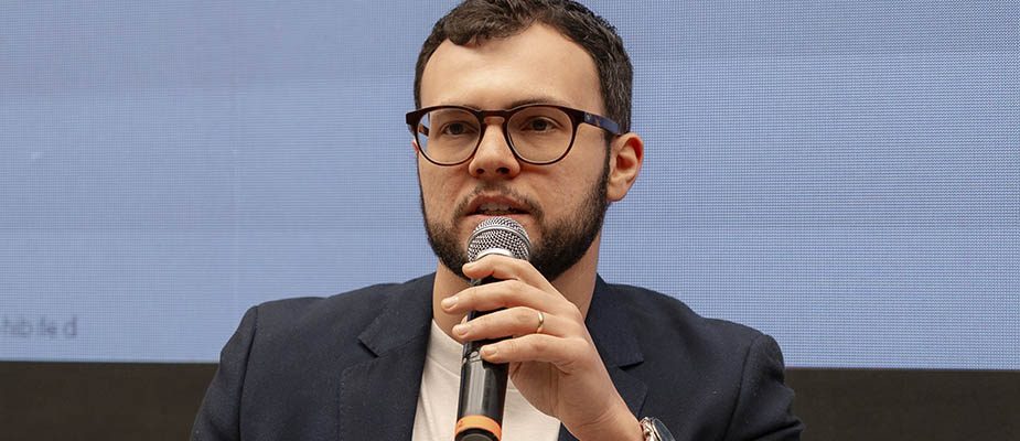 Imagem destaque: Além da tela: como o DOOH e o digital provam incremento real no PDV