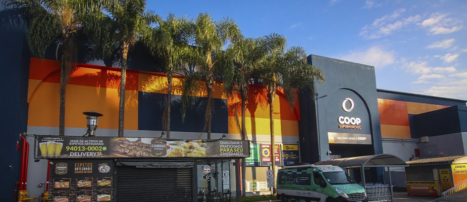 Imagem destaque: Supermercado Coop institui funcionamento 24h para duas unidades