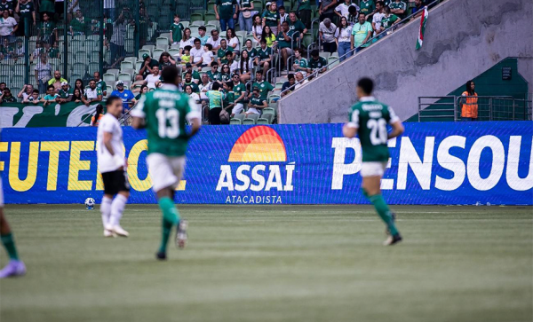 Imagem: Assaí renova patrocínios no futebol brasileiro em 2026