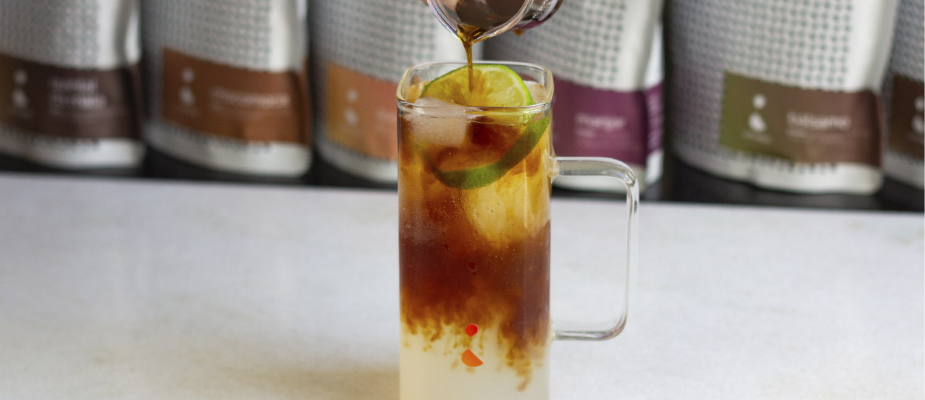 Imagem destaque: Tendência por bebidas geladas e misturadas com café pode ser atrativo para a geração Z