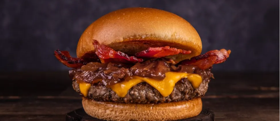 Imagem destaque: T.T Burguer vai distribuir 100 hambúrgueres na inauguração da 2ª loja em Minas Gerais