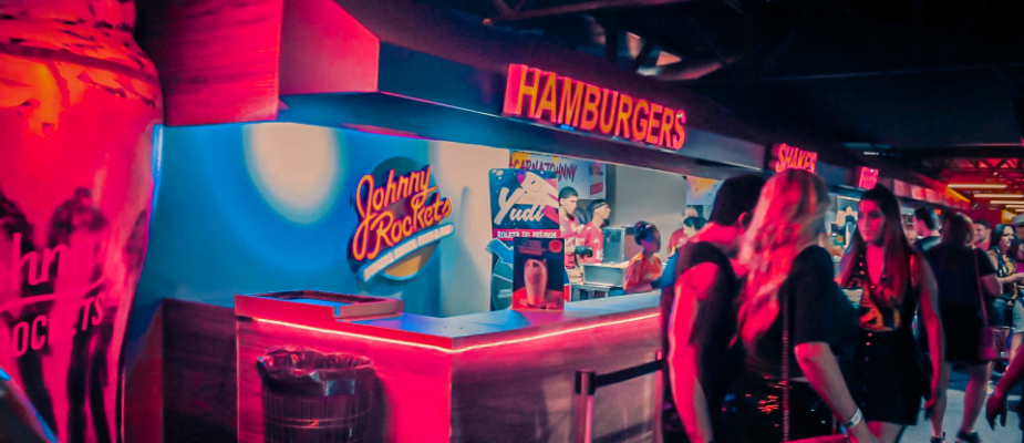 Imagem destaque: Johnny Rockets e Boulangerie Carioca marcam presença no Carnaval do Camarote Bar Brahma