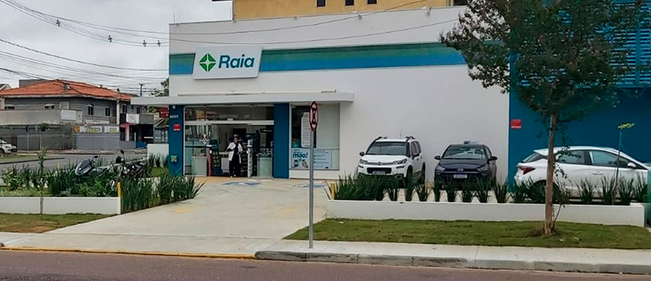 Imagem destaque: Raia inaugura farmácia de número 200 no Paraná
