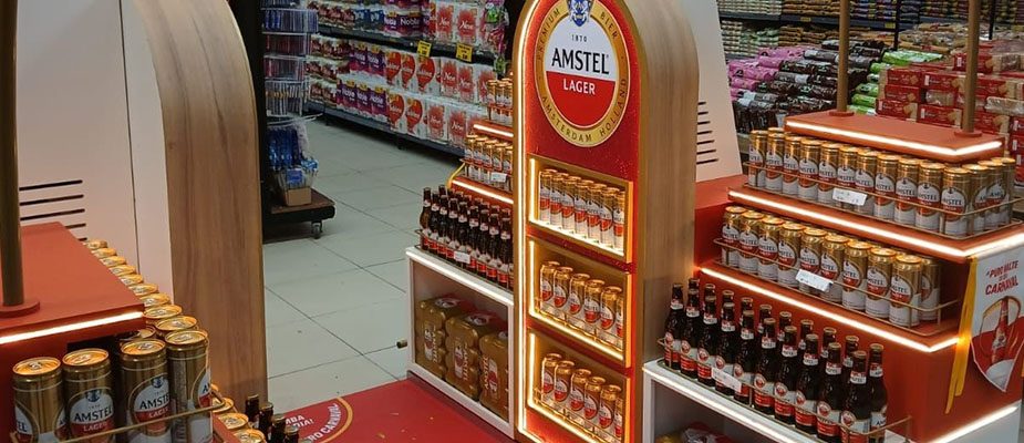 Imagem destaque: Amstel realiza ativações nacionais com experiências imersivas de Carnaval
