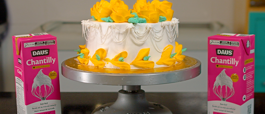 Imagem destaque: Daus aprimora chantilly e lança campanha com Mara Cakes