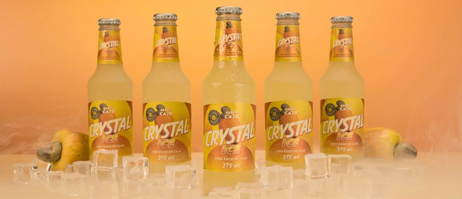 Imagem destaque: Mirando regionalidade, Crystal Ice lança bebida de caju