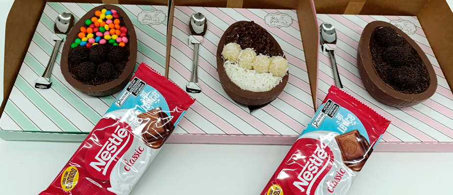 Imagem destaque: Coop aposta em produtos exclusivos para a Páscoa com fabricação própria