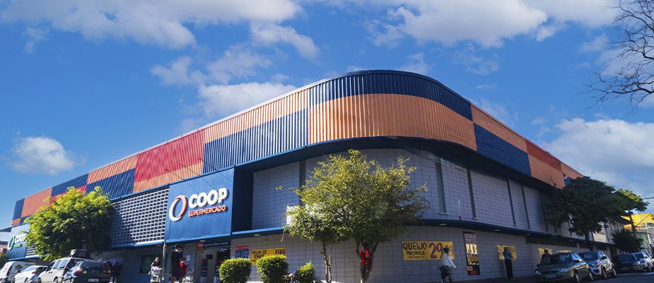 Imagem destaque: De olho no crescimento da categoria pet, Coop quer aumentar vendas em 33%