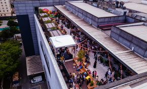 Imagem: Blues Beer Festival ocupa rooftop e aposta em experiência gastronômica