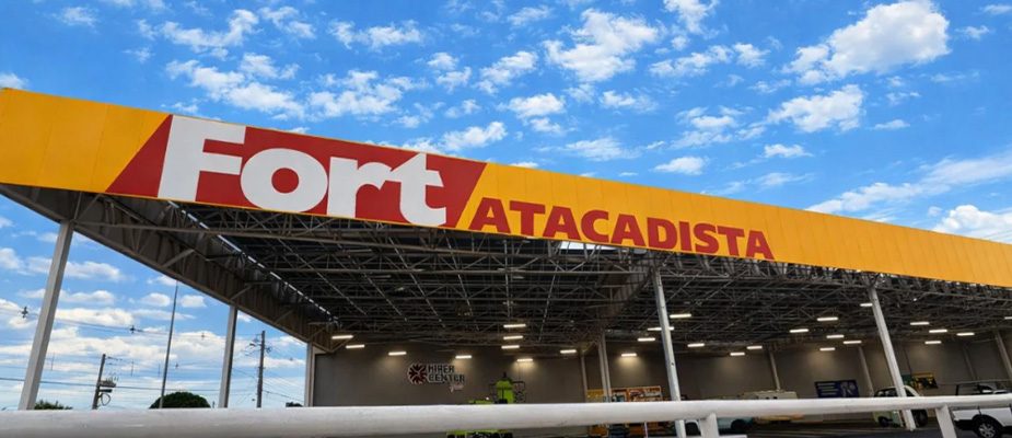Imagem destaque: Grupo Pereira transforma Comper em Fort Atacadista em Campo Grande (MS)
