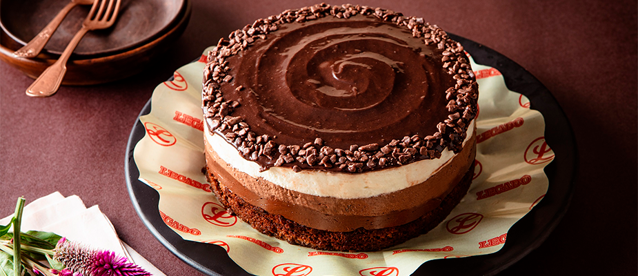 Imagem destaque: Lecadô aposta na torta mousse 3 chocolates para celebrar o Dia das Mães