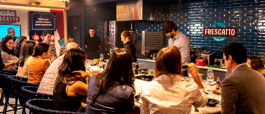 Imagem destaque: Frescatto promove aulas-show com gastronomia do mar em São Paulo