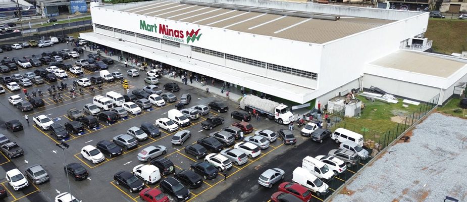 Imagem destaque: Mart Minas inicia campanha de arraiá com sorteio de carros e prêmios diários