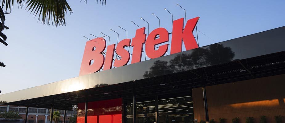 Imagem destaque: Bistek Supermercados aposta em ativações temáticas para impulsionar vendas durante a Copa