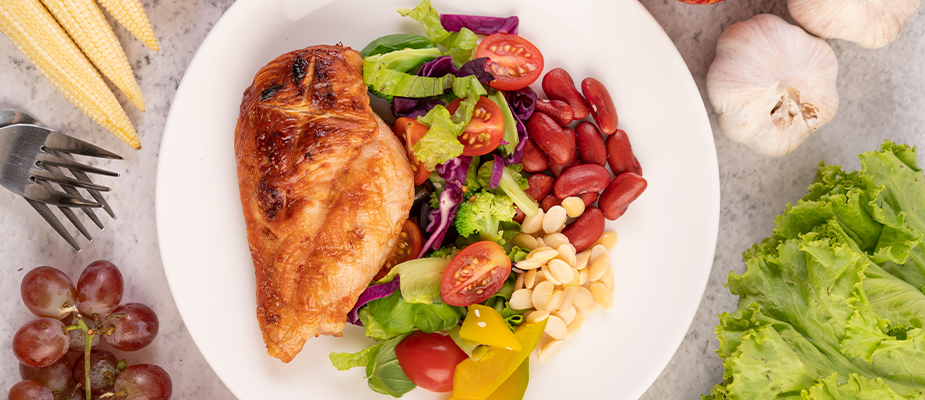 Imagem destaque: Busca por proteína e personalização redefine cardápios de bares e restaurantes