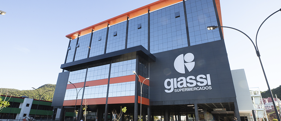 Imagem destaque: Giassi inicia promoção de aniversário com R$ 1 milhão em prêmios