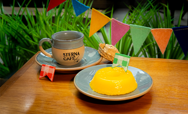 Imagem: Sterna Café lança combo junino com espresso e quindim