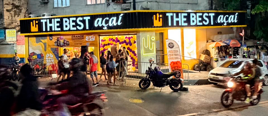 Imagem destaque: The Best Açaí inaugura loja na Rocinha, no Rio de Janeiro