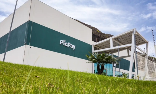 Imagem: PicPay compra Kovr, empresa que pertencia ao Banco Master