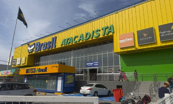 Imagem: Brasil Atacadista moderniza estrutura e amplia autosserviço em Florianópolis (SC)