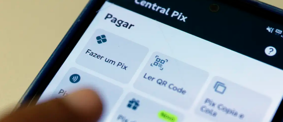 Imagem destaque: Pix atinge 20,5% dos pagamentos em bares e restaurantes