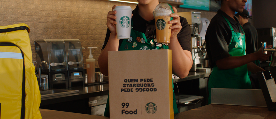 Imagem destaque: Starbucks lança Pumpkin Spice no delivery em parceria com a 99Food